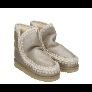 Mou Eskimo 18 in silver beige size 39